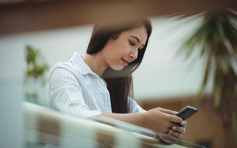 How Compliant Text Messaging Can Help Connect You To Your Patients